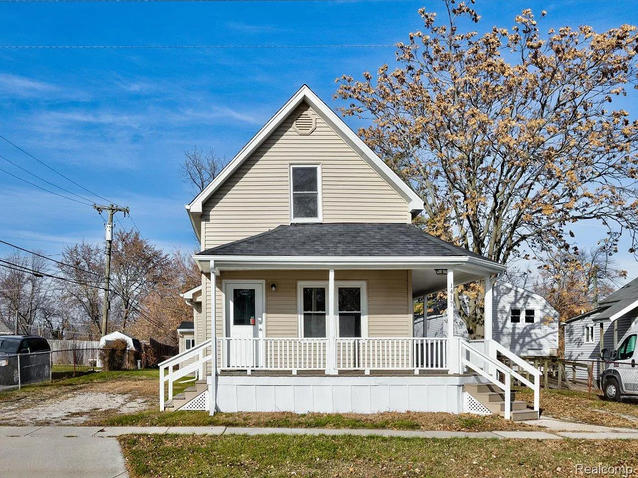 1417 Kearney St photo 1