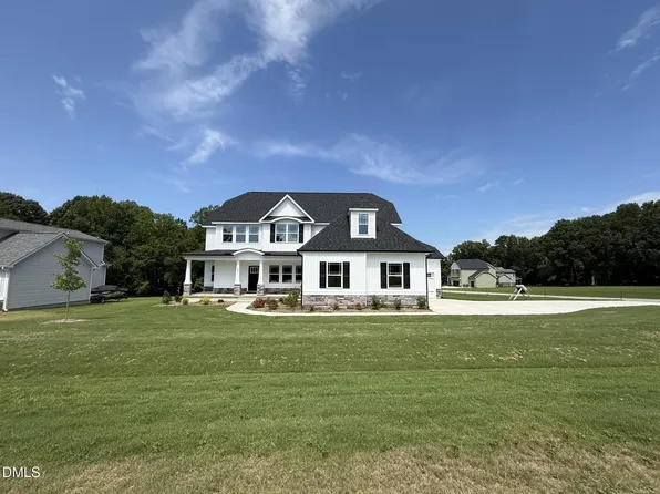 25 Mineral Springs Way, Benson, NC 27504