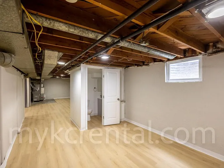 9108 W 95th St — Photo 18
