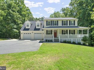 26854 Erin Dr, Mechanicsville, MD