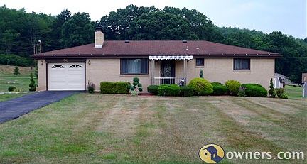 3br 2.5ba Brick Ranch in cul de sac