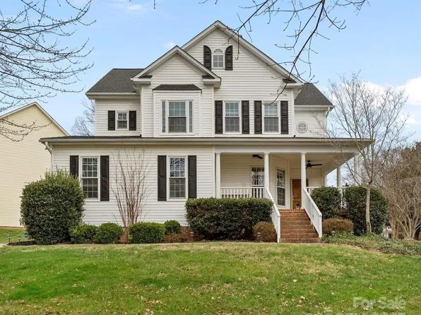 19302 Ruffner Dr, Cornelius, NC 28031