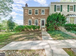 4076 Championship Dr, Annandale, VA 22003