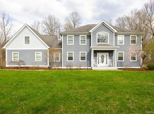 100 Huyler Drive, Hyde Park, NY