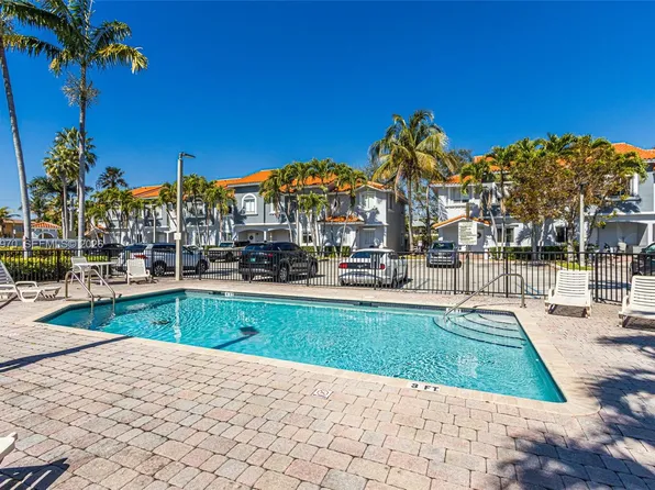 11647 NE 18th Dr #11647, North Miami, FL 33181