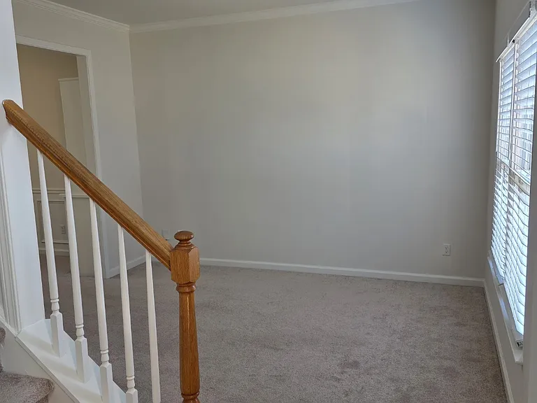 100 Silver Water Ct — Photo 13