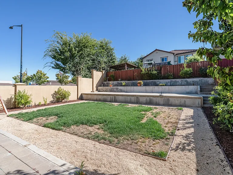 6576 Lopez Way — Photo 41
