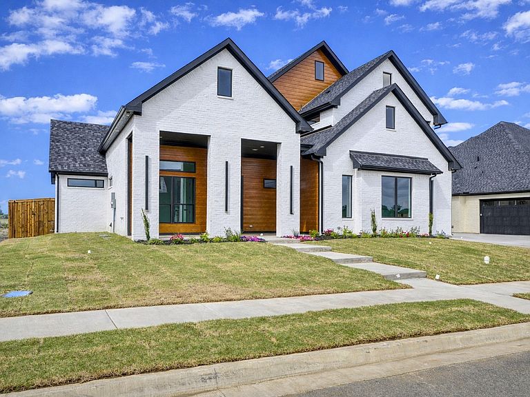 Listing photo 3