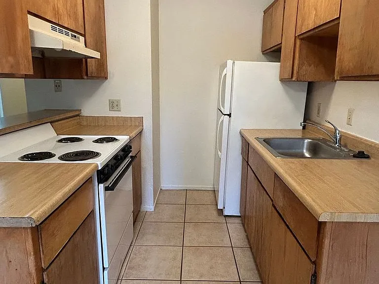 Wildflower Apartments — Photo 2