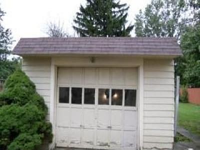 2nd image of 1774 E 34th St