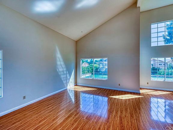 2nd image of 27724 Bridlewood Dr