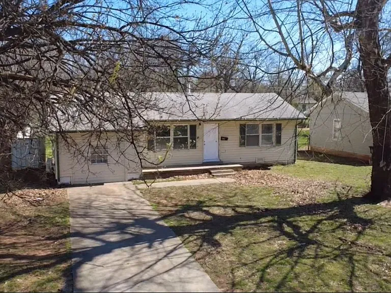 3512 Brookside Dr — Photo 5