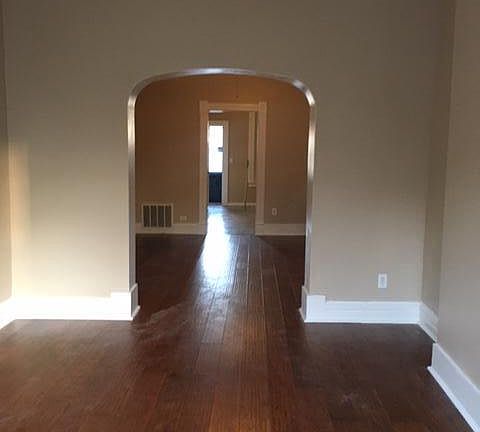 3rd image of 1339 N Campbell Ave #2