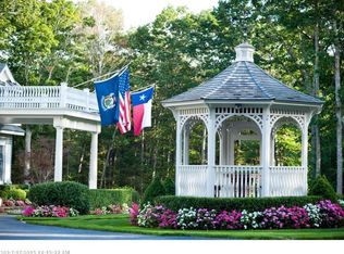 2 Poets Ln, Kennebunkport, ME 04046