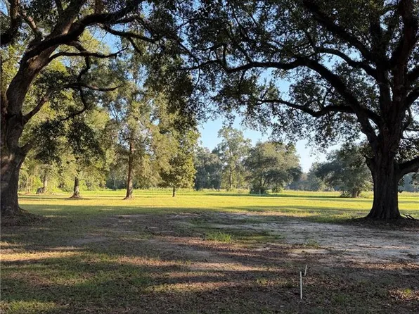 4 Ed Yates Rd, Pearl River, LA 70452