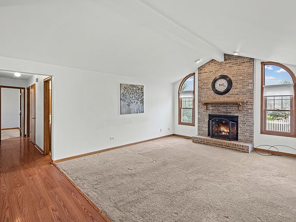 4th image of 509 Mooney Dr