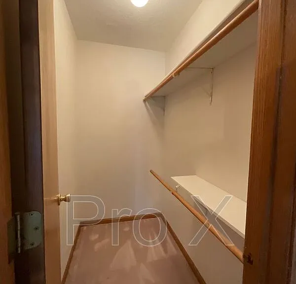 124 W Briarbrook Ln — Photo 14