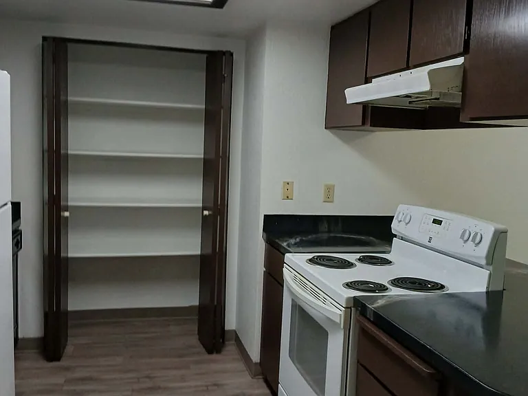 1103 N Cleveland St #A — Photo 15