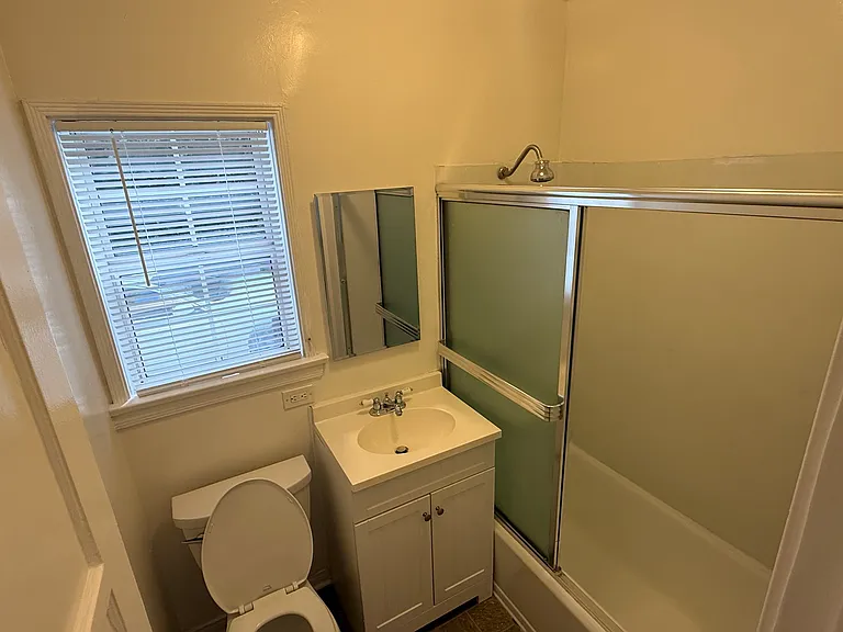 1951 N Wilcox Ave #1 — Photo 10