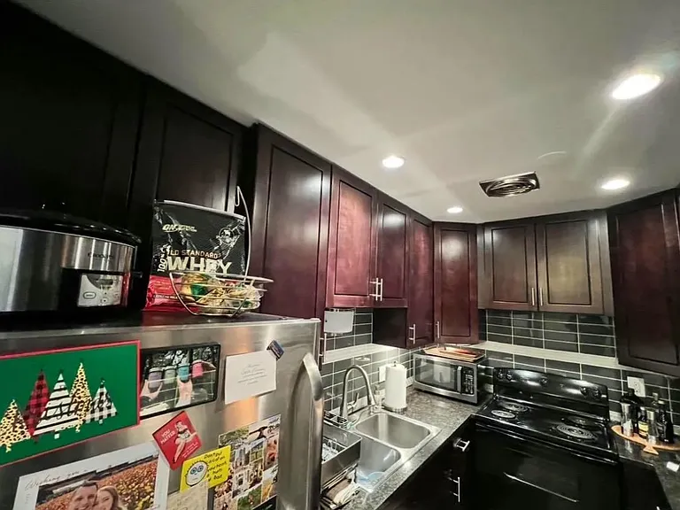 619 W Stratford Pl #305 — Photo 7