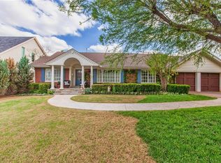 1318 Sherwood Ln, Nichols Hills, OK 73116