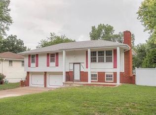 10504 W 65th St, Shawnee, KS 66203