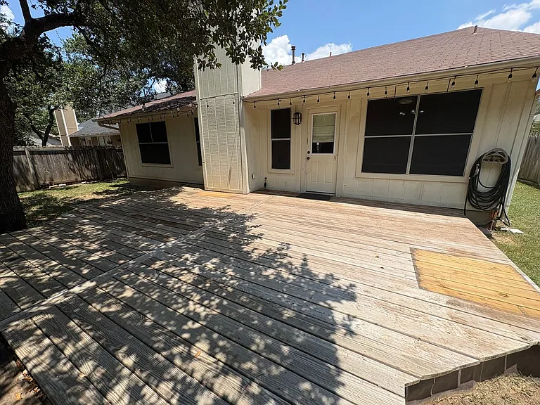 2902 Sabinal Trl — Photo 25