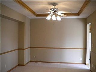 3rd image of 2125 Betsy Ave