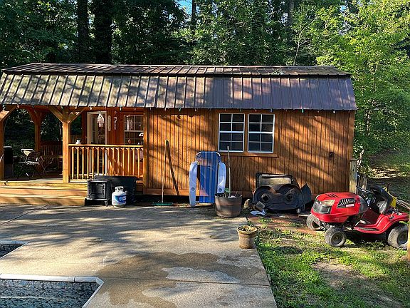 Pool House