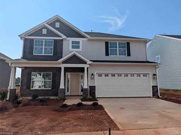 1323 Dandridge Dr, Kernersville, NC 27284