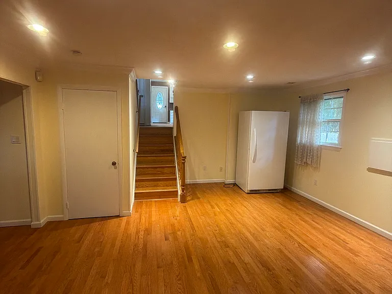 11902 Enid Dr — Photo 4