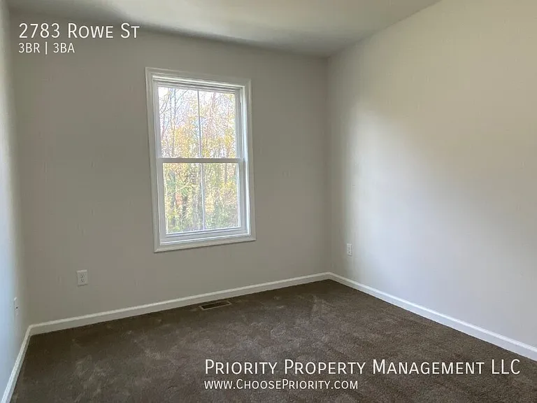 2783 Rowe St — Photo 10