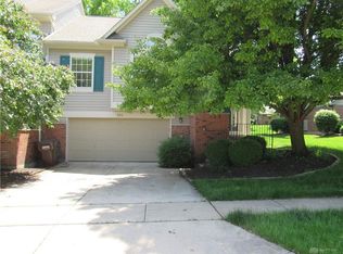 580 Winona Dr, Fairborn, OH 45324