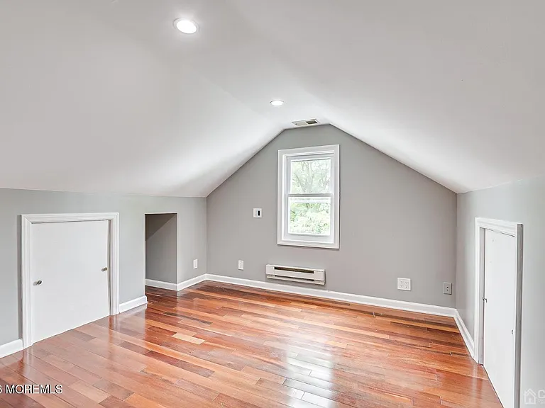 48 Johnson Pl — Photo 25