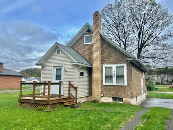 1706 Washington Ave, Clearfield, PA 16830