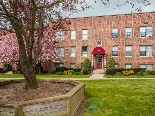 206 Richbell Road #A4, Mamaroneck, NY 10543