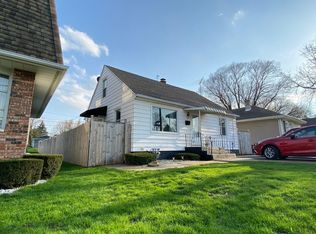 309 Chaney Ave, Crest Hill, IL 60403