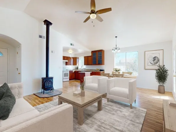 1529 E Cloud Road, Phoenix, AZ 85086