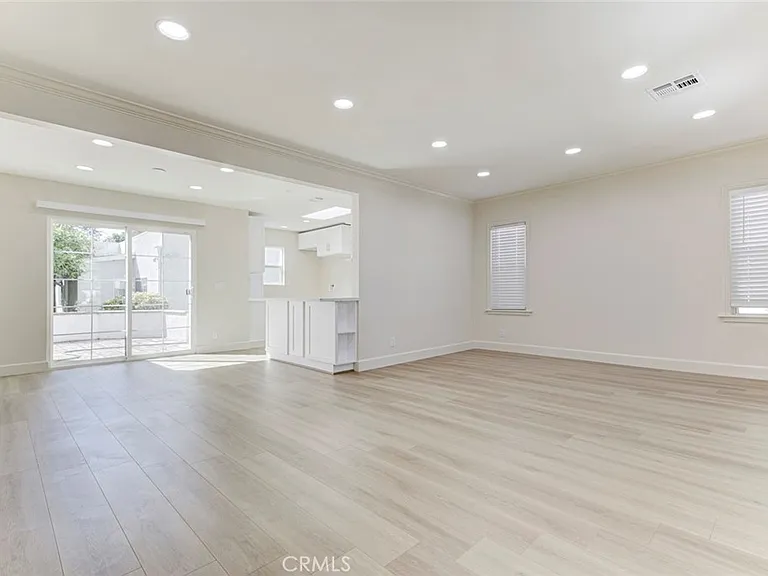 5709 Beck Ave — Photo 4