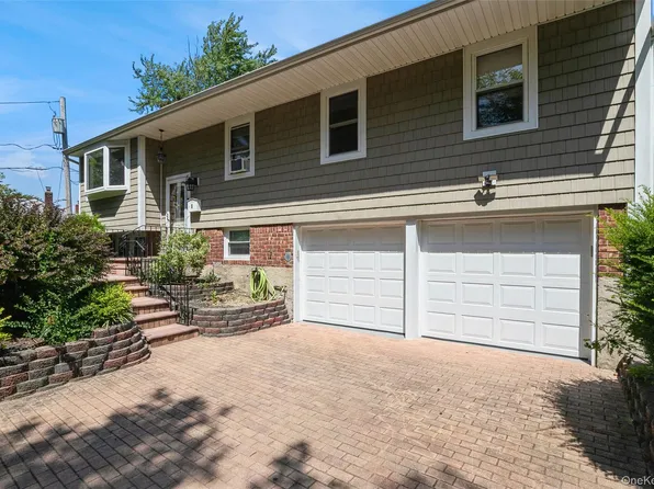 5 Dewey Road, Commack, NY 11725
