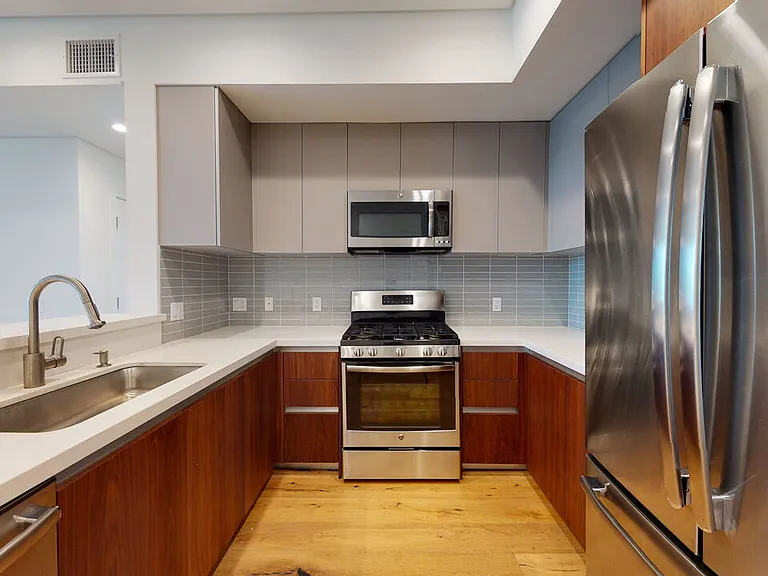 938 S Orange Grove Ave #203 — Photo 4