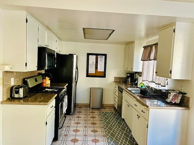 313 S Almansor St #6 — Photo 4