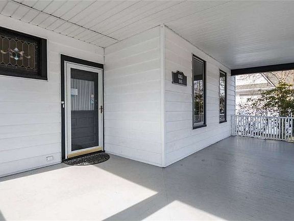 3rd image of 180 Cherry St