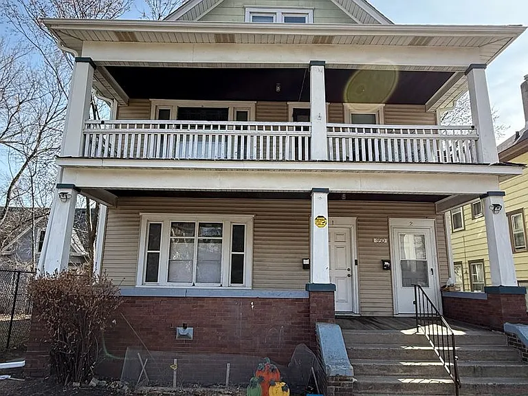 950 Arkwright St — Photo 1