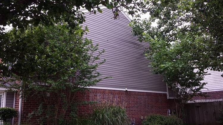 2nd image of 8201 Town N Country Dr