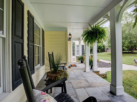 3rd image of 17240 Brookdale Ln