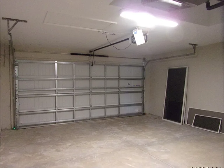 10494 S Drew Bryant Cir — Photo 27