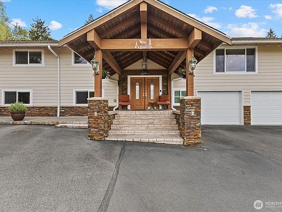 3rd image of 17151 SE Petrovitsky Road