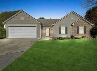 1084 Grandview Cir, Powder Springs, GA 30127