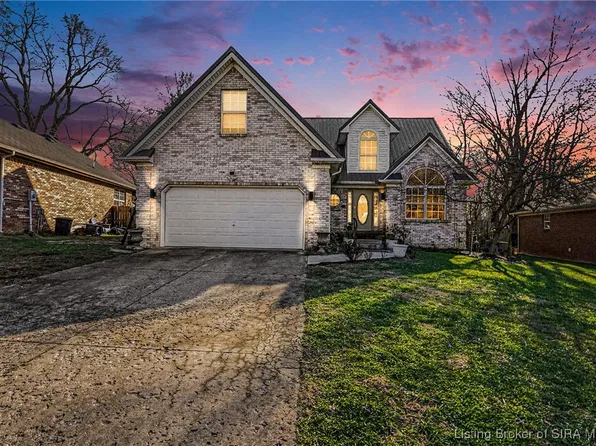 104 Blackiston Ridge Court, Clarksville, IN 47129